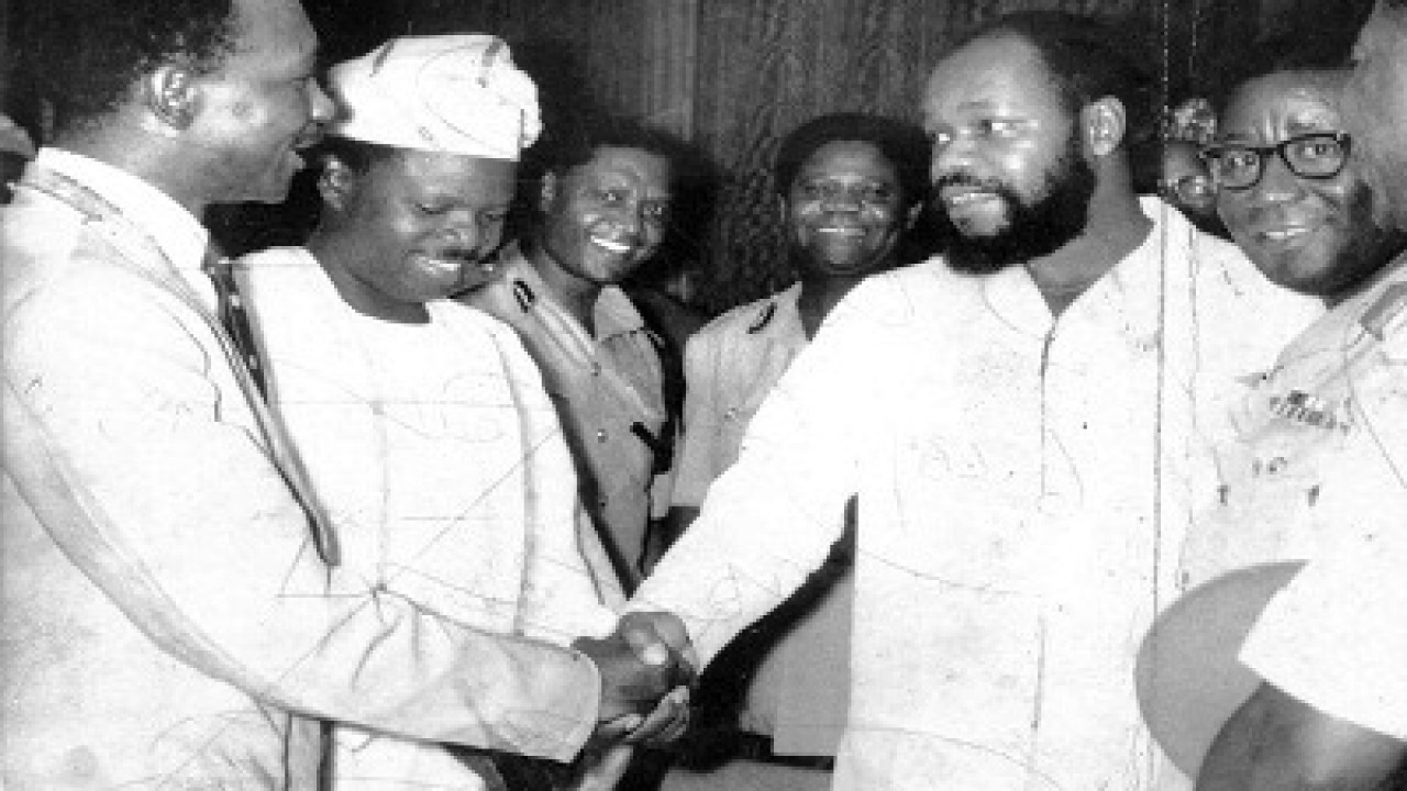 Gowon-and-Ojukwu-at-Aburi-Ghana